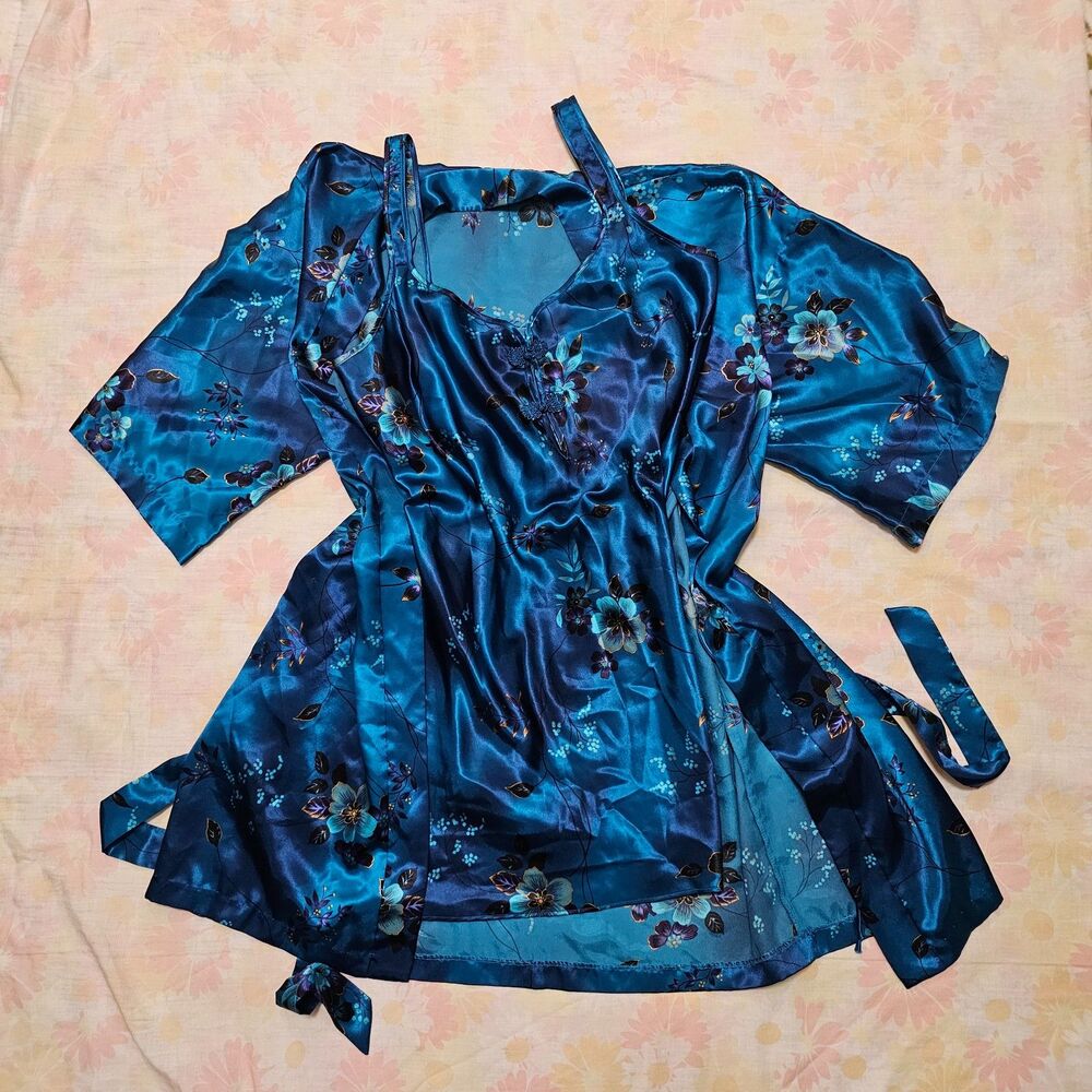 Vintage? Floral Robe & Slip Dress Set